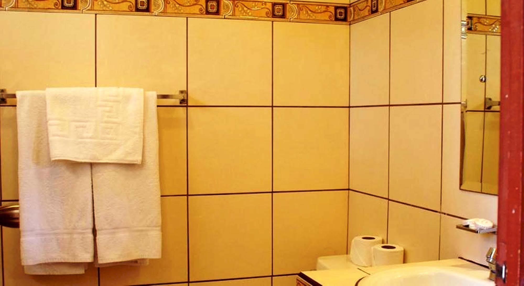 Hotel Boyeros Liberia Kültér fotó
